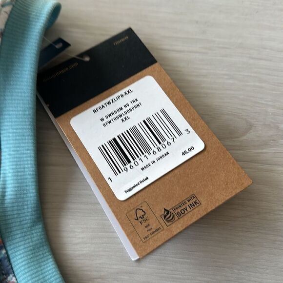 The North Face Dawndream Cross-Front Muscle Tank Reef Waters Daisy Print XXL NWT - Picture 4 of 5